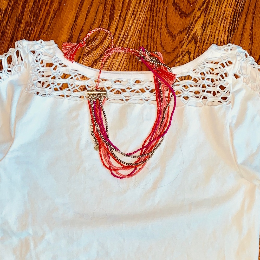 SOLD IN BUNDLE - BEBE DISTRESSED JEANS & WHITE BODYCON SHIRT - Picture 5 of 7